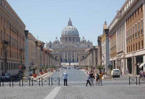 Vatican Private tour - view from the river