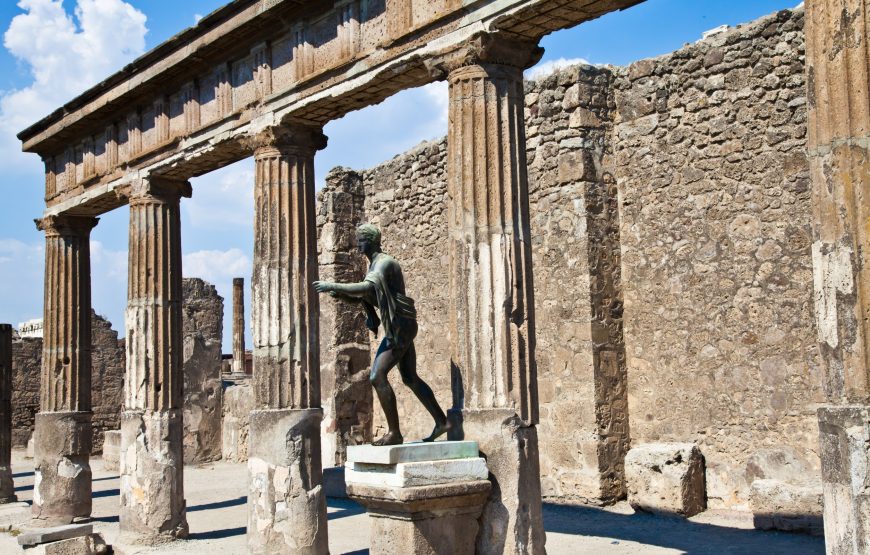 Luxury Driving Tour From Rome to Pompeii