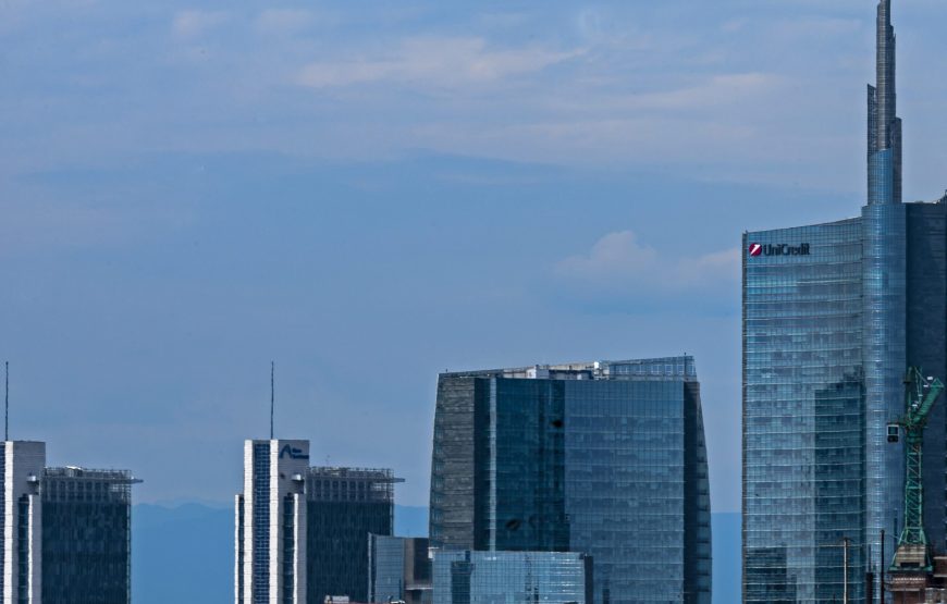 Create your Milan Tour